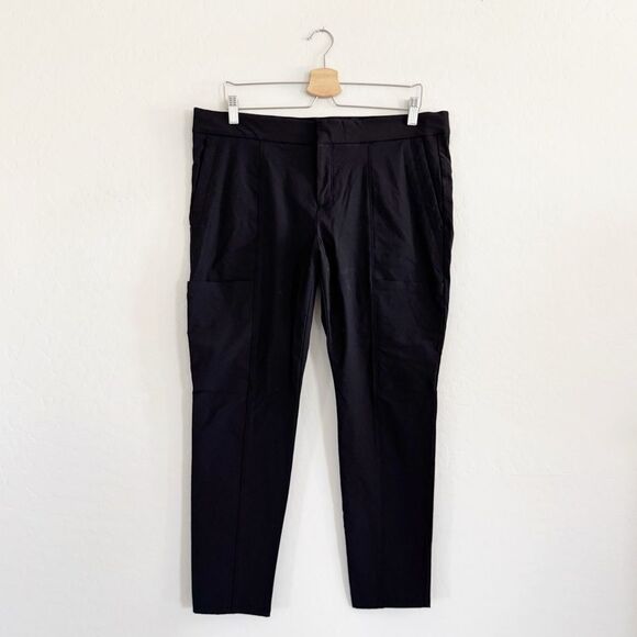 Athleta Black Wander Stash Pocket Skinny Ankle Pants Size 14 Petite - Picture 2 of 11